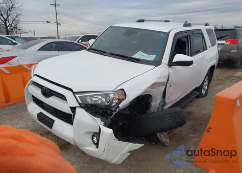 2023 Toyota 4Runner Sr5 z USA, uszkodzony, nr VIN JTEMU5JR0P6141248